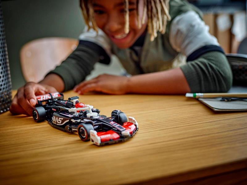 LEGO Speed Champions - Voiture de course MoneyGram Haas F1® Team VF-28