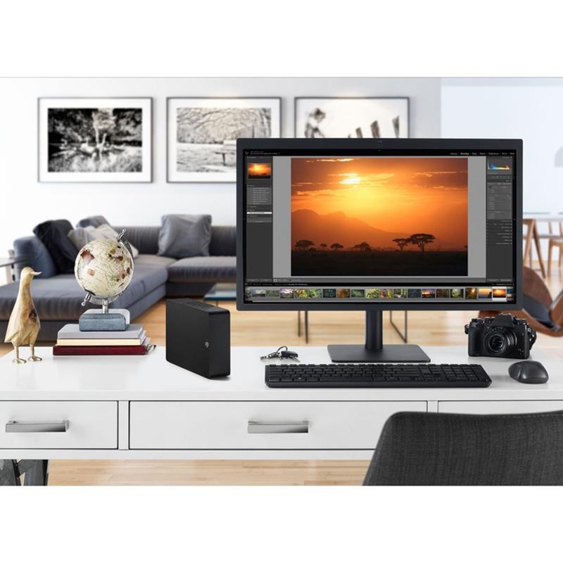 831329
